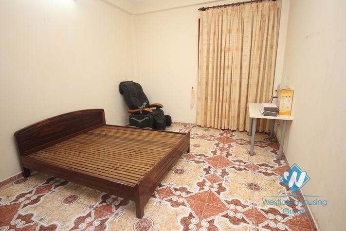 House for rent in Ba Dinh, Ha Noi with walking distance to Lottle center.